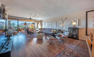 Apartament  Urbanizacion cartuja del golf. Increíble ático que es una invitación al lujo y la exclusividad