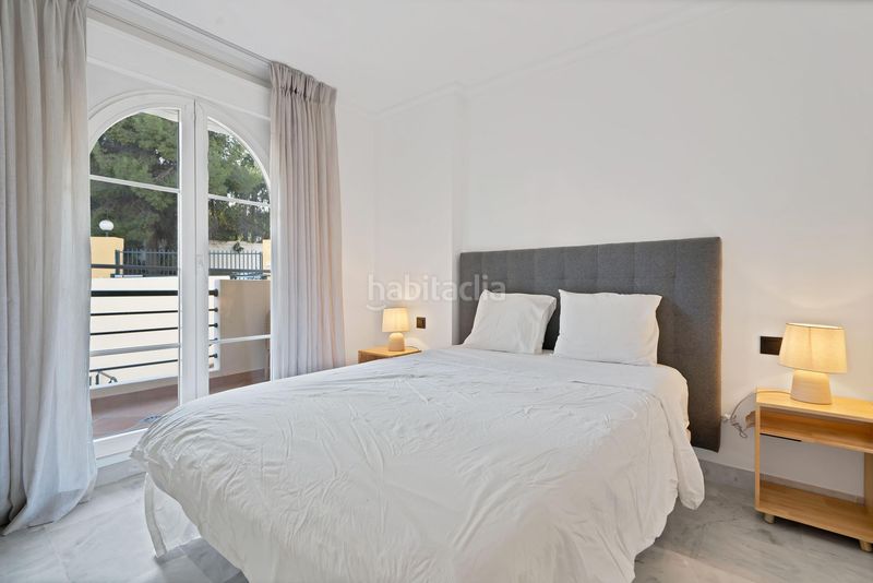 Foto 56b935f5-7bb7-4835-914d-268f463d7990. Apartament amb aparcament piscina a Nueva Andalucía centro Marbella