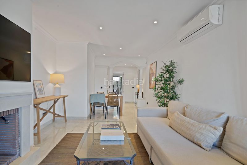 Foto 84566d3e-018a-40ba-9d85-722bae264be4. Apartament amb aparcament piscina a Nueva Andalucía centro Marbella