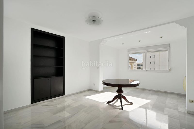 Foto 7e3f44a1-d7b6-4c3b-99ba-1c1e3b6f714e. Àtic amb aparcament a Ricardo Soriano Marbella