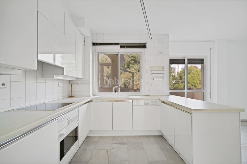 Foto dd1b4e86-33f6-4b5e-90b5-9f685cbbd2a2. Àtic amb aparcament a Ricardo Soriano Marbella