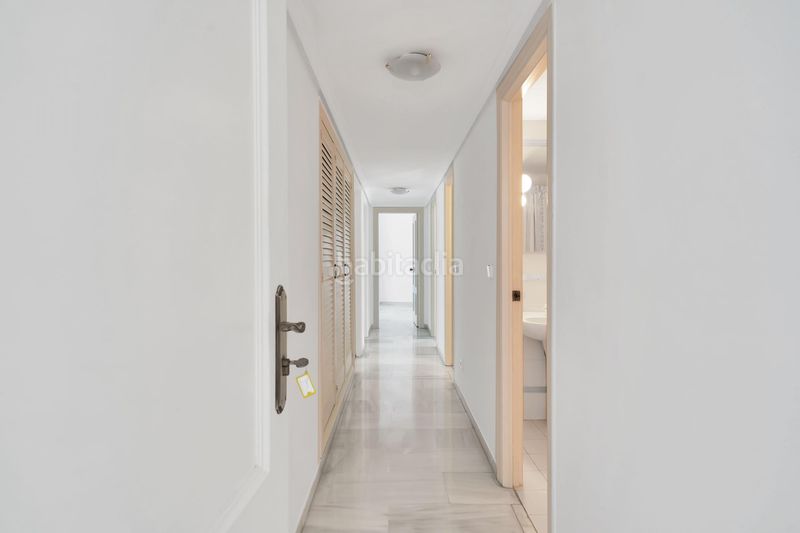 Foto e3c3b2c9-702d-4b64-84a2-141d2c105f5e. Àtic amb aparcament a Ricardo Soriano Marbella