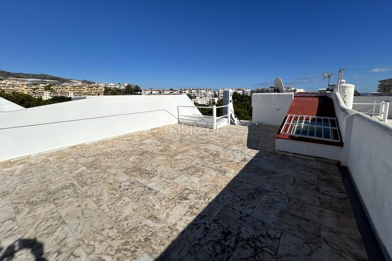 Foto b48dc726-7cde-48f5-9699-03907d2ad8e0. Location maison jumelée avec chauffage parking piscine dans Benalmádena