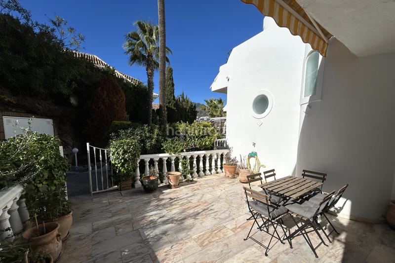 Foto 020ace38-314c-40c8-9279-8447e19c50fc. Rent semi detached house with heating parking pool in Benalmádena