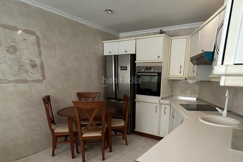 Foto 14de6a3e-b0f2-415c-bc1b-93bd6e949420. Rent semi detached house with heating parking pool in Benalmádena