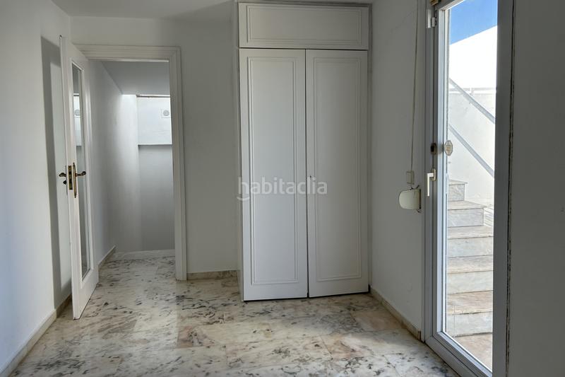 Foto 294dfce8-6c33-4610-8fc8-2145f16260c7. Rent semi detached house with heating parking pool in Benalmádena