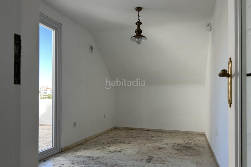 Foto 981fd23c-0dbd-4f26-a583-814ee26f06a4. Rent semi detached house with heating parking pool in Benalmádena