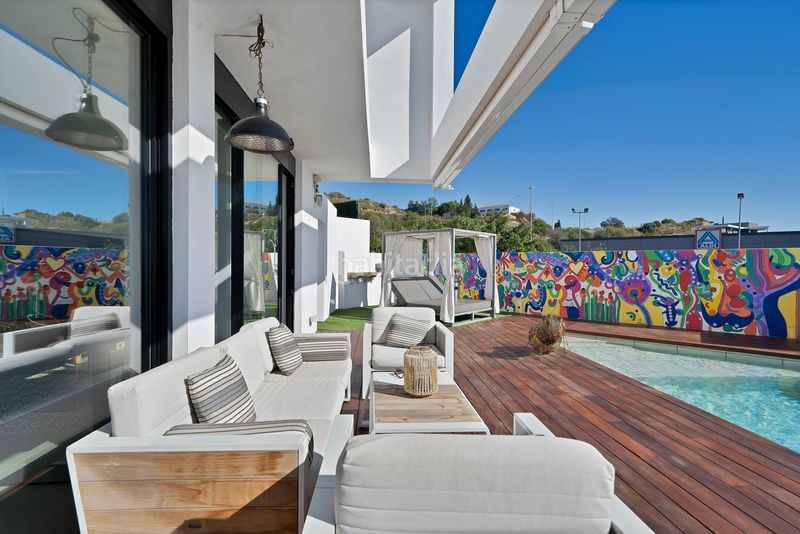 Foto 334d157d-702a-47f7-8fb2-bd565a7b67ae. Xalet amb aparcament piscina a Cerrado de Calderón - Hacienda Paredes Málaga