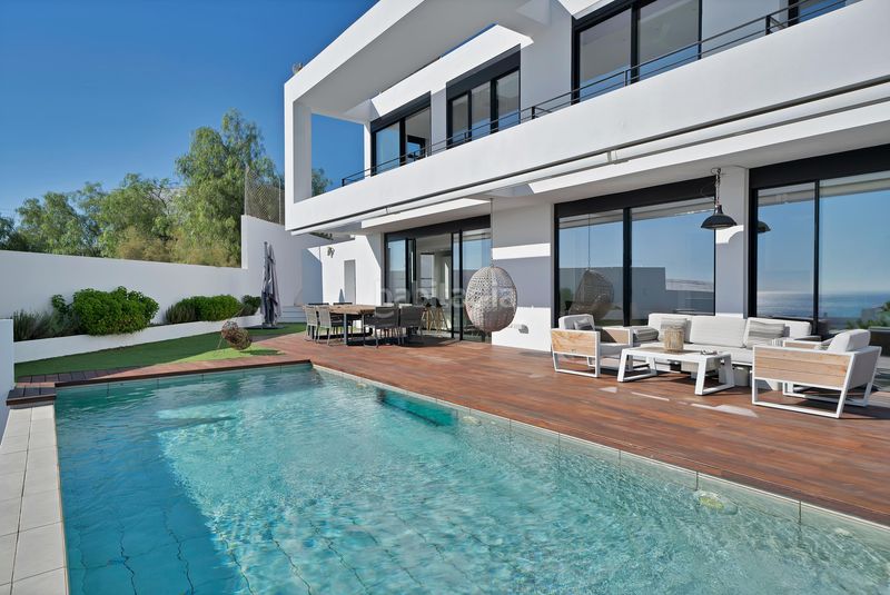 Foto 45e722ec-1497-41cf-a075-0cc77b5a8686. Xalet amb aparcament piscina a Cerrado de Calderón - Hacienda Paredes Málaga