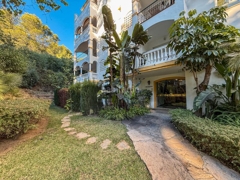 Foto 37482341-8a3e-4a65-addd-457ac02b6494. Appartement avec chauffage parking piscine dans La Carolina - Guadalpín Marbella