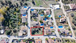 Terreno residencial  18. Parcela urbana