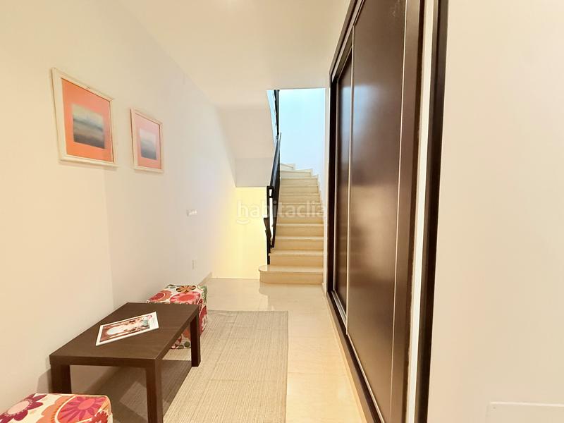 Foto 8865877a-0e44-41fb-8053-016608eac74a. Casa adossada amb aparcament piscina a Torreblanca del Sol Fuengirola