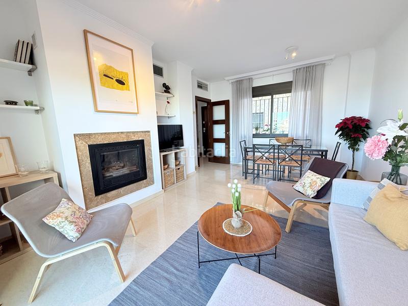 Foto d72ddb8a-8c8a-4ccd-9d47-e3011755d1ef. Casa adossada amb aparcament piscina a Torreblanca del Sol Fuengirola