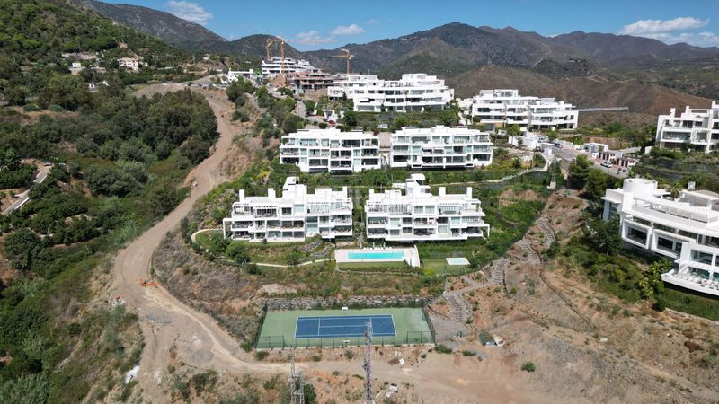 Foto 48a74e6e-951a-4fd9-a3db-3a2da6153e01. Apartament amb aparcament piscina a Palo Alto Ojén