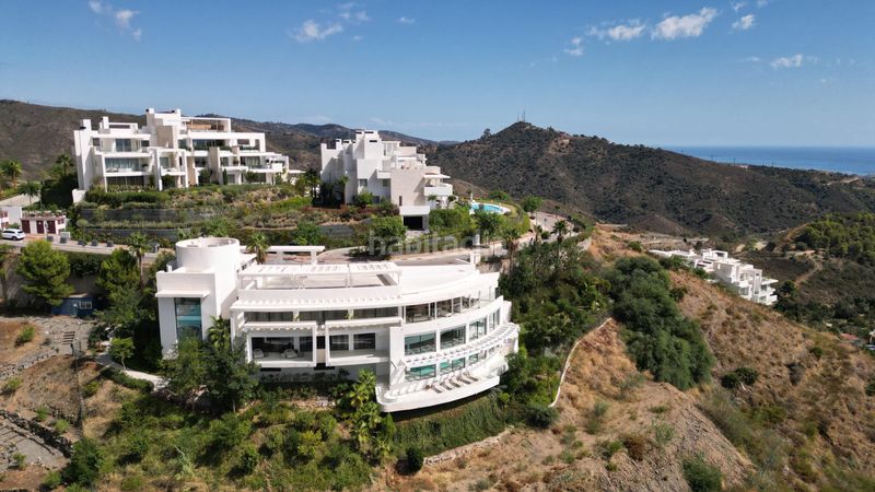 Foto b0851ad8-d875-42b6-aa3b-77ab27daacbb. Apartament amb aparcament piscina a Palo Alto Ojén