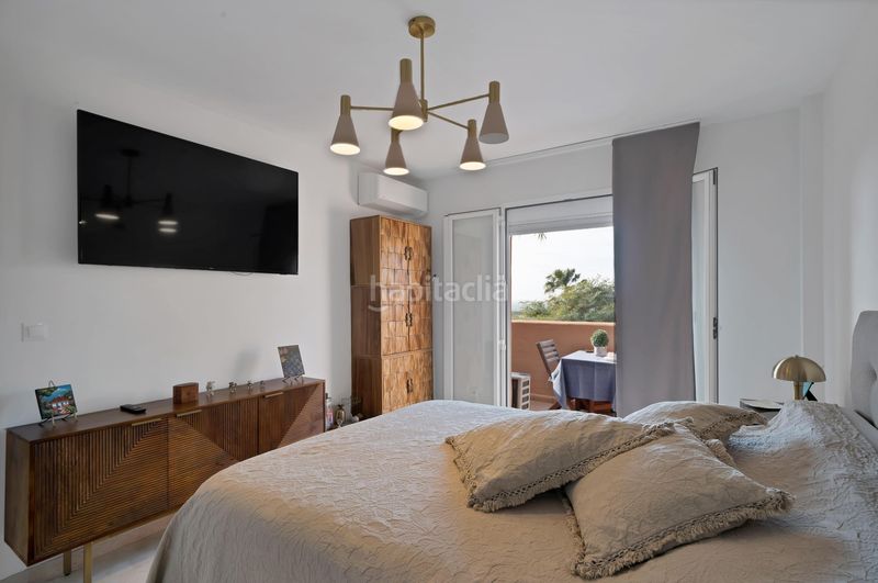 Foto 526a4058-4855-49e7-b60b-368d2dfe71e6. Apartament amb aparcament piscina a Santa María Marbella