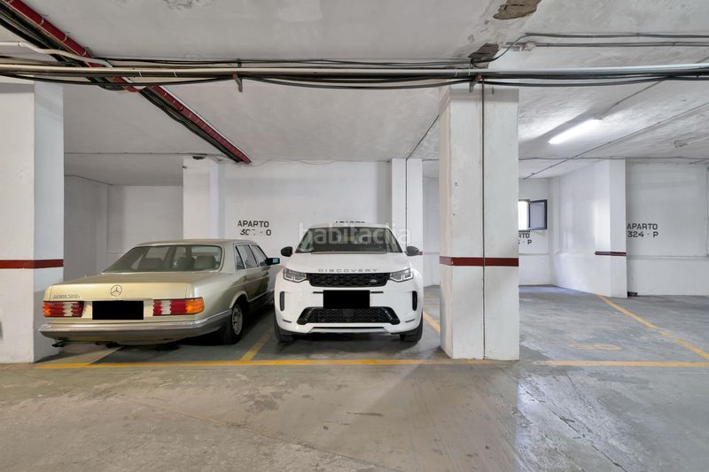 Foto 8eaf1ffe-b8d7-406f-b108-aad88d50fe5c. Dúplex amb aparcament a Puerto Banús Marbella