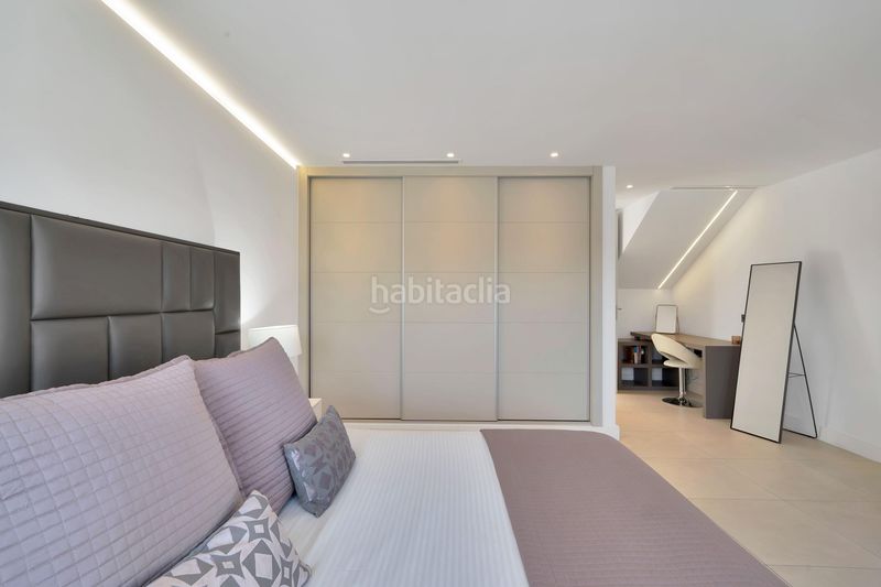 Foto d25227a3-d783-4079-84c1-a58baeffa463. Dúplex amb aparcament a Puerto Banús Marbella