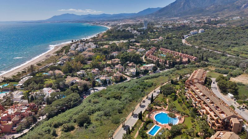 Foto 19b75723-8a31-46aa-874e-7e13f4fd0b67. Apartament amb calefacció aparcament piscina a bahía de Marbella Marbella