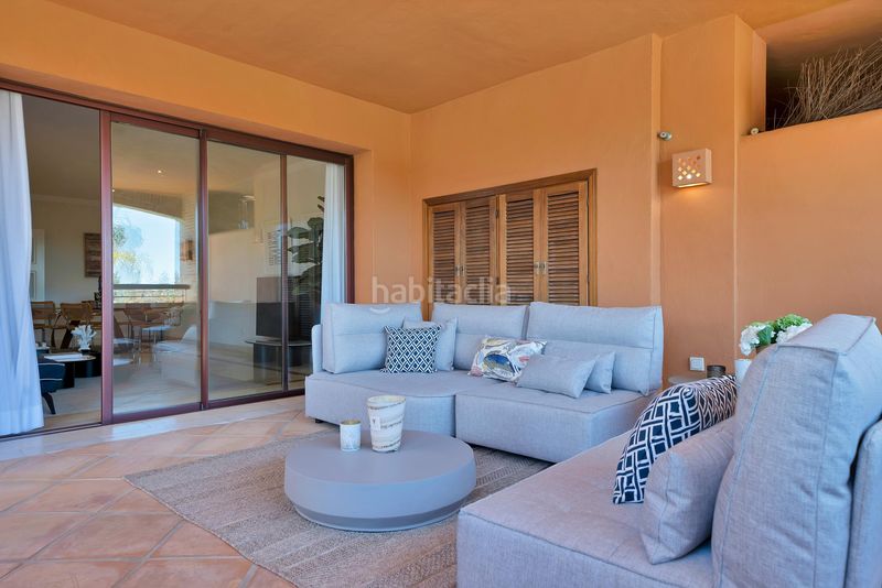 Foto 75df961f-6e5c-4599-b069-bf44e58f6835. Apartament amb calefacció aparcament piscina a bahía de Marbella Marbella