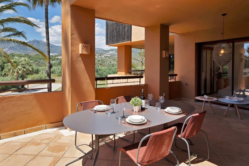 Foto 99cf346a-54f6-45ae-9cf7-e42d02a4af9b. Apartament amb calefacció aparcament piscina a bahía de Marbella Marbella