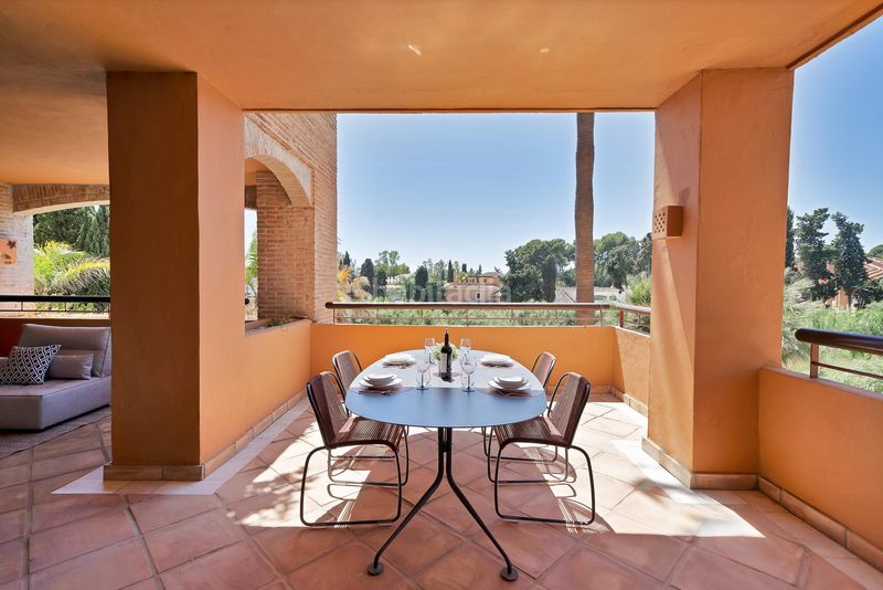 Foto 9aabded4-4726-4fbd-a960-84be4af5255e. Apartament amb calefacció aparcament piscina a bahía de Marbella Marbella