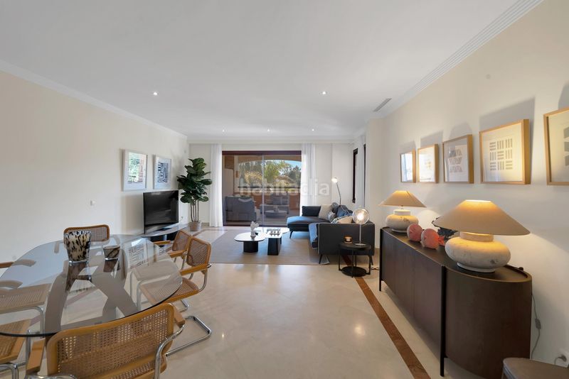 Foto ccee5f29-7da2-433b-9de0-86e1be9c3f11. Apartament amb calefacció aparcament piscina a bahía de Marbella Marbella