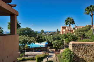 Location Appartement  Los lagos santa maria 29604 marbella (málaga). Luxury apartment in marbella with chillout terrace, swimming poo