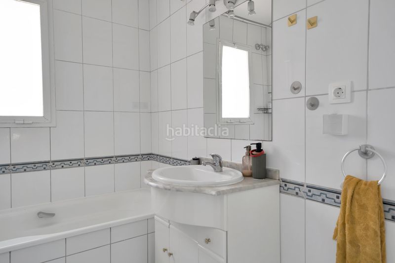 Foto a5a7e86f-71c5-4df7-a92c-ddc04e2e5f71. Casa adossada amb piscina a reserva de Marbella Marbella