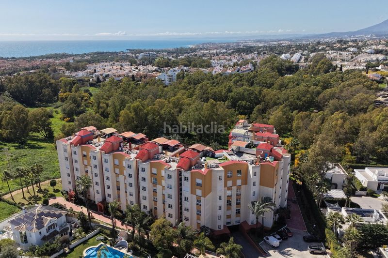 Foto 7adc7eca-5e5a-4e75-9fe7-8171565d4fe0. Ático penthouse living with sea views solarium atala... en Estepona