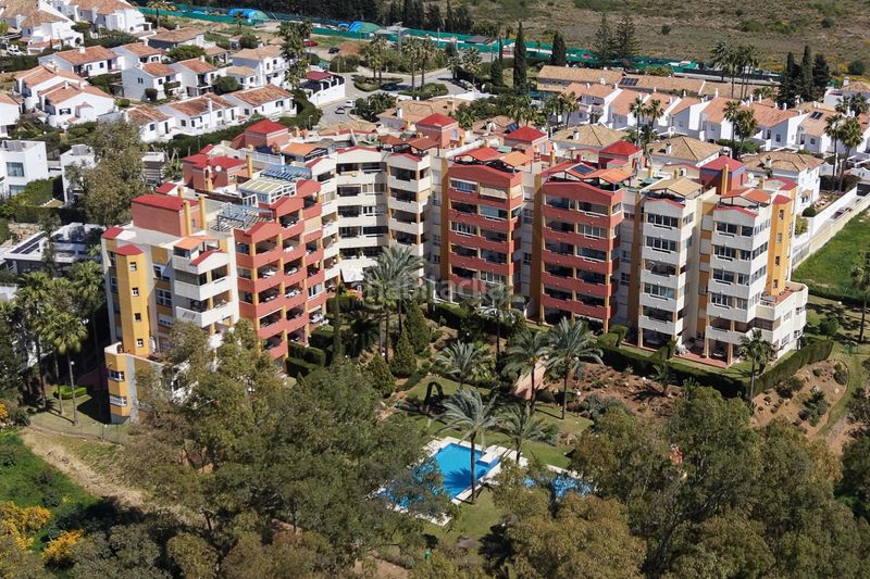 Foto 8c3da019-530e-4825-a5b5-4792f741b1cc. Ático penthouse living with sea views solarium atala... en Estepona
