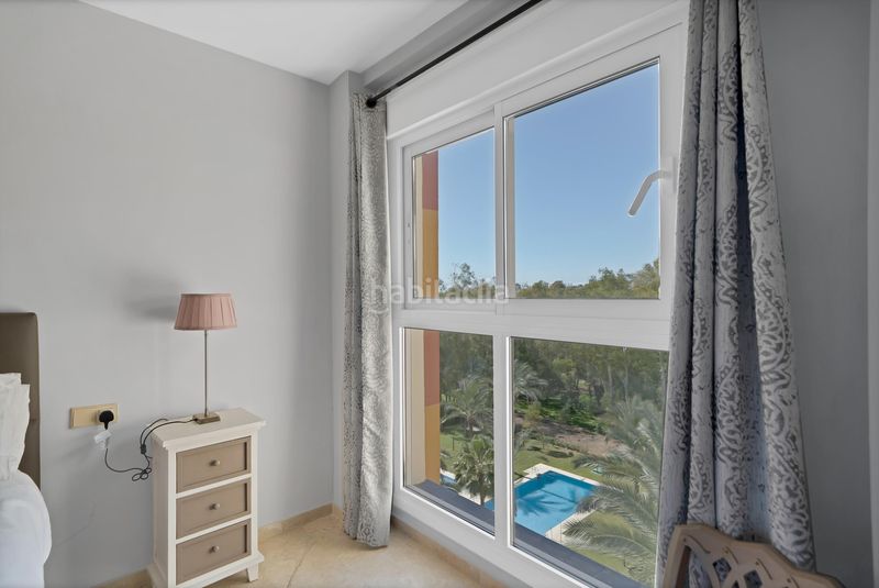 Foto 9d93c5ef-bb62-44c8-88fd-4511096a181d. Ático penthouse living with sea views solarium atala... en Estepona