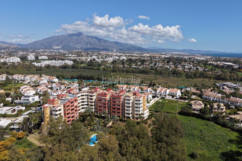 Foto d06055ce-1891-4dce-a5d9-ca986116a139. Ático penthouse living with sea views solarium atala... en Estepona