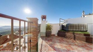 Building  10 calle bajada meson. Apartamentos turisticos