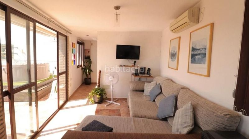 Foto 715a8ddd-b251-4a89-979d-78b87681a013. Edifici a Casarabonela