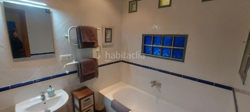 Foto bb4e6c76-1f12-42c8-b424-af0393bab637. Edifici a Casarabonela