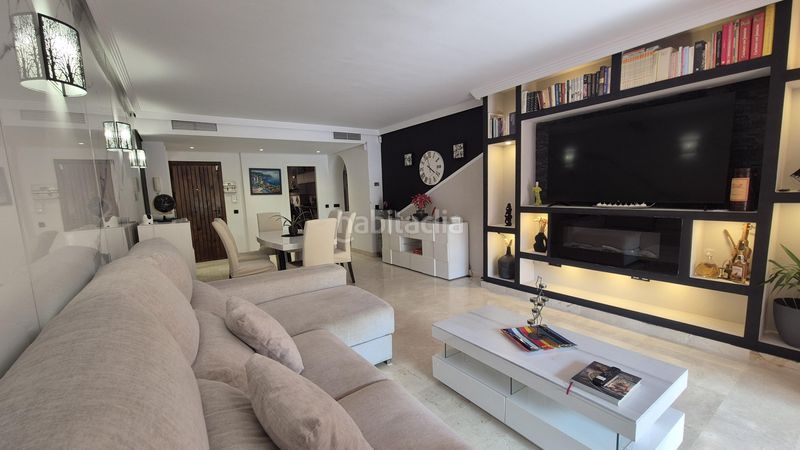 Foto 264c9109-14a3-43f0-94cf-85819561137e. Apartament amb aparcament piscina a Los Flamingos Benahavís