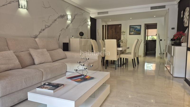 Foto 3fd04030-e8dd-43bd-a2a0-8982a6859477. Apartament amb aparcament piscina a Los Flamingos Benahavís
