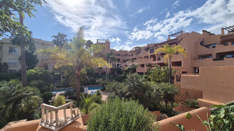 Foto 9c91b90d-24d1-4e3a-b75a-b1e175257395. Apartament amb aparcament piscina a Los Flamingos Benahavís