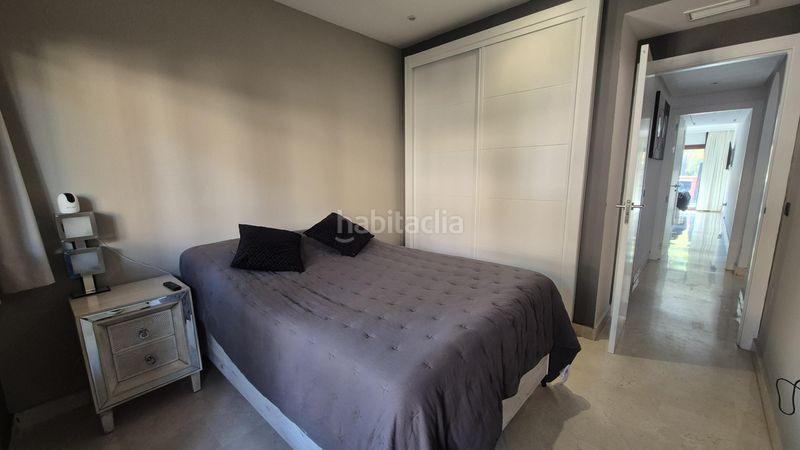Foto aca154d5-0c3e-4f25-bb10-80bbe05a45e2. Apartament amb aparcament piscina a Los Flamingos Benahavís