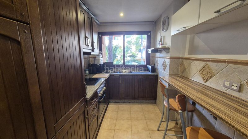 Foto b163cf00-6f79-465d-b606-dba9cadc39d8. Apartament amb aparcament piscina a Los Flamingos Benahavís