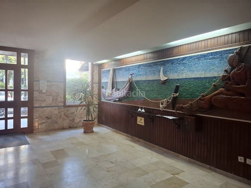 Foto c90e3647-7e69-4c1f-99a5-a03ffaaa223b. Apartament amb piscina a Playa de la Fontanilla Marbella