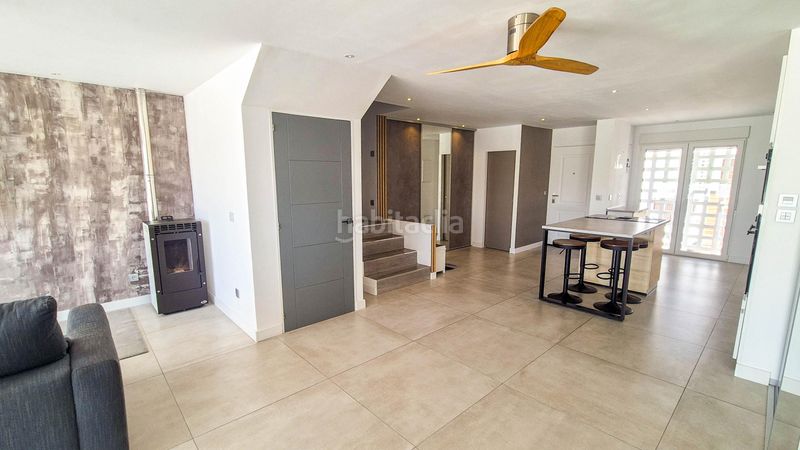 Foto 36a6725a-e184-45c1-8ffd-58894f6d0cf9. Casa adossada amb aparcament piscina a la cala Mijas Mijas