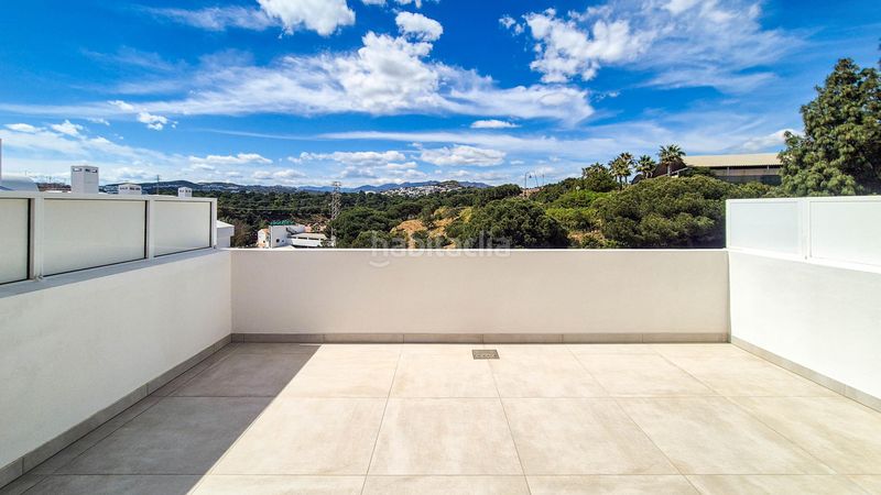 Foto bf5db262-cd96-403d-958c-2d0d7ea94761. Casa adossada amb aparcament piscina a la cala Mijas Mijas