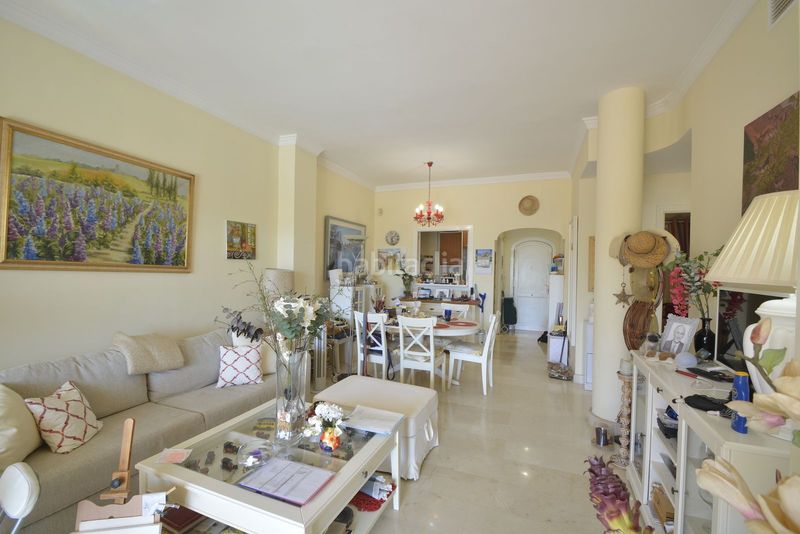 Foto 73aaf716-12ae-4b60-b4e2-1874b797b424. Apartament amb aparcament piscina a Santa María Marbella