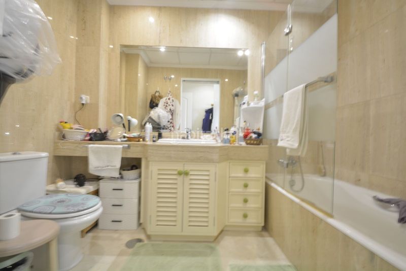 Foto f7373876-417d-4ada-9137-b89e72ae6e80. Apartament amb aparcament piscina a Santa María Marbella