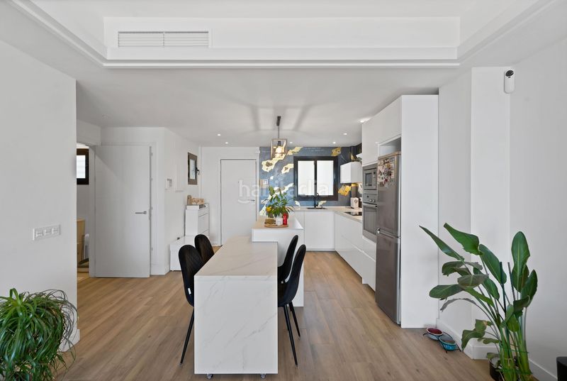 Foto a6ff8bfb-318f-4555-91a0-61c3811d3941. Àtic amb aparcament piscina a bahía de Casares Casares