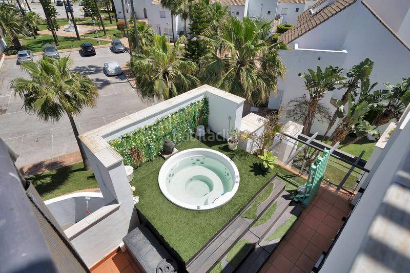 Foto d804f2dd-ccb6-47b1-bc41-980de3a9e06c. Àtic amb aparcament piscina a bahía de Casares Casares