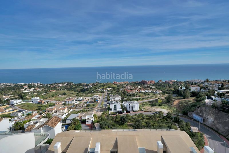 Foto 9625a6e1-6ba0-4642-9a33-af904f033aa0. Àtic amb aparcament piscina a La Capellanía - El Higuerón Benalmádena