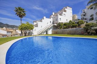 Apartament  54 calle vela #planta 1. Recently renovated 3 bedroom apartment in torrequebrada